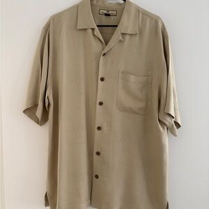 Tommy Bahama Silk Light Tan Textured Shirt w pocket